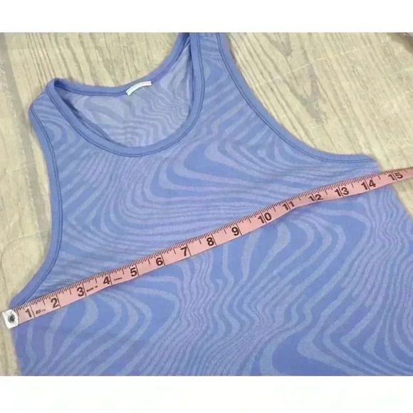 Athleta Momentum Seamless Stretch Racerback Tank Top Periwinkle Athletic Size L - Picture 9 of 13